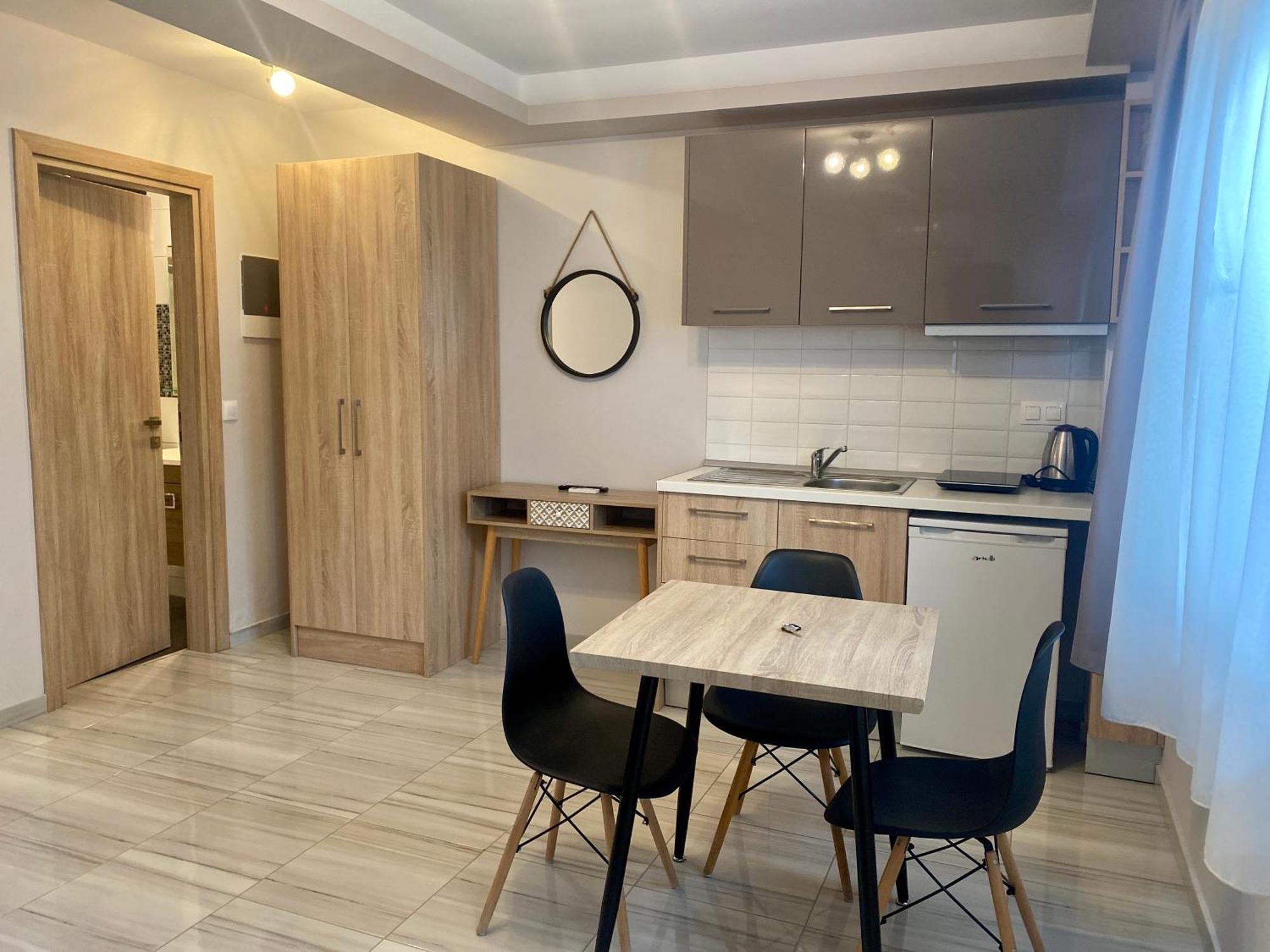 Thomas Studios & Apartments Paralia מראה חיצוני תמונה